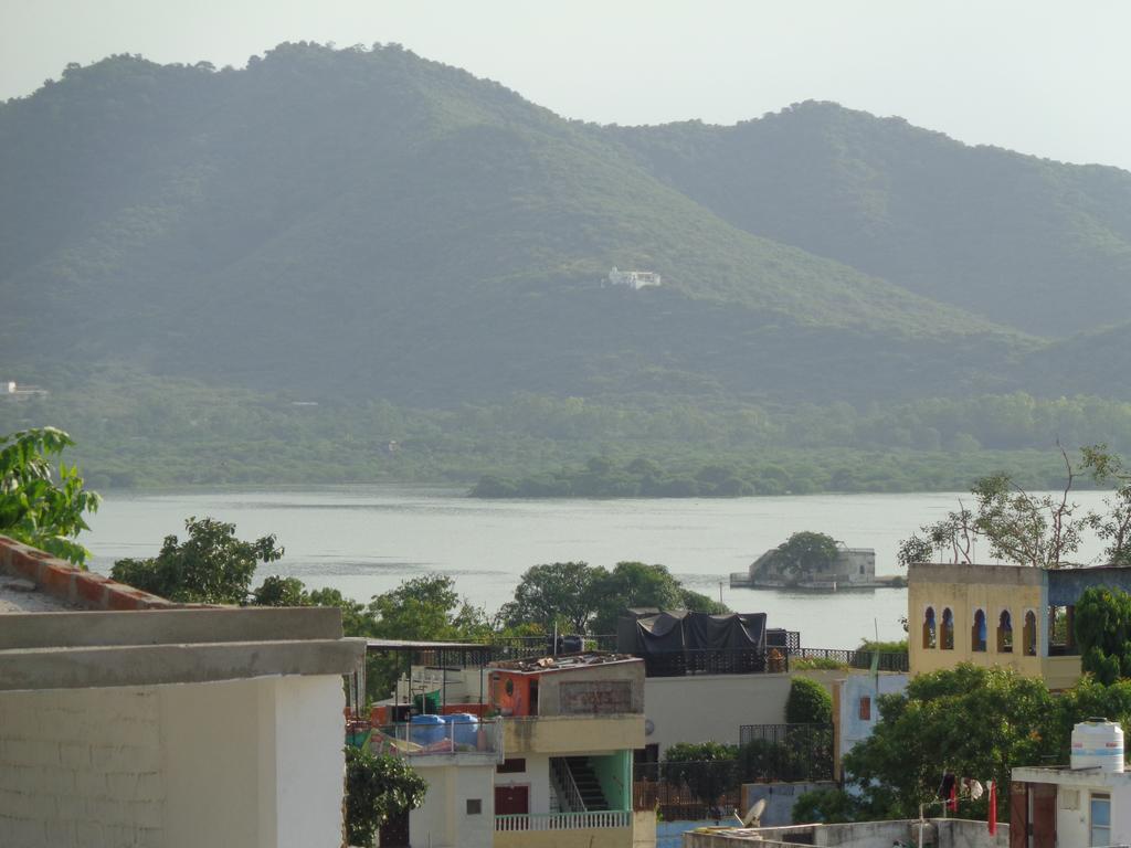 The Royal Lake View Villa Udaipur Buitenkant foto